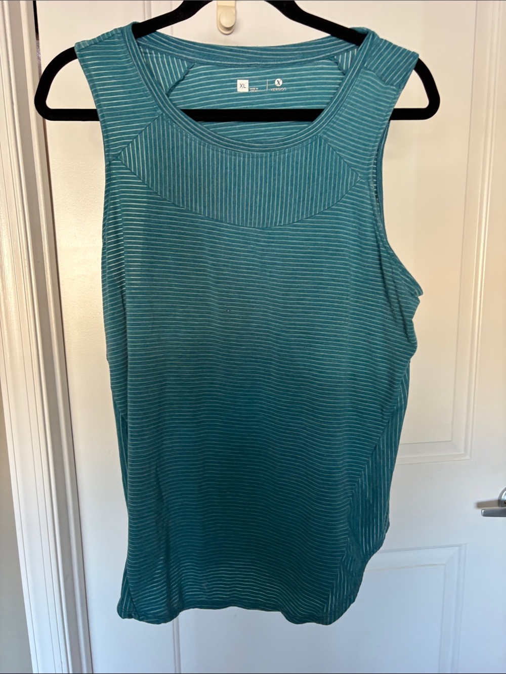 Xersion Teal Striped Sleeveless Tank